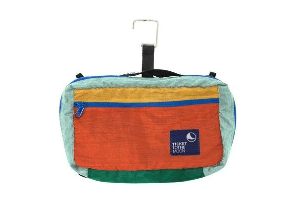 Ticket to the Moon Ticket to the Moon ultraleichte Kulturtasche "Wash Bag" mit 13 Fächern, Unique (bunt), – Produktbild 3 von 4