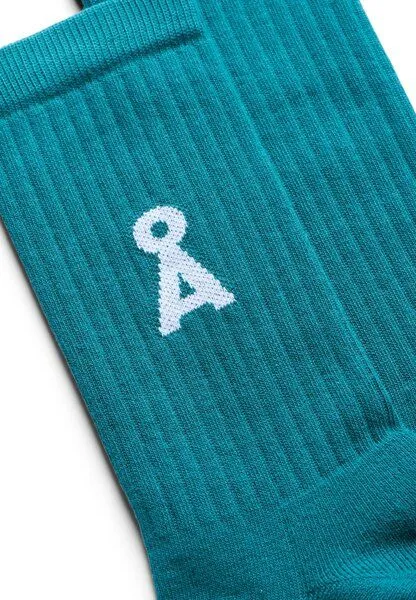 ARMEDANGELS ARMEDANGELS SAAMUS BOLD Unisex Socken aus Bio-Baumwoll-Mix, Petrol velvet, – Produktbild 1 von 2