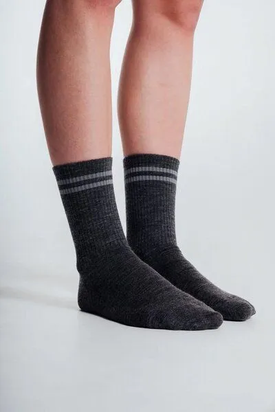 Kopyto Kopyto FENNEKS RWS – Sportliche Wollsocken, Dunkelgrau + grau, – Produktbild 1 von 4
