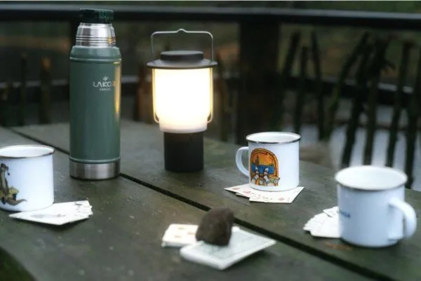LAKOR LAKOR Room with a View Emaille Tasse – Produktbild 3 von 4
