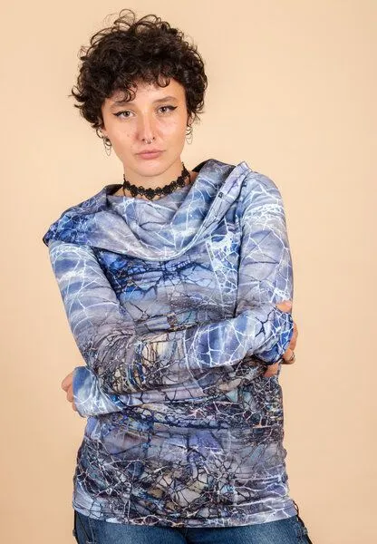 Die rote Zora Die rote Zora Zora Hoodie mit Muster, Ice (blau gemustert), – Produktbild 4 von 4