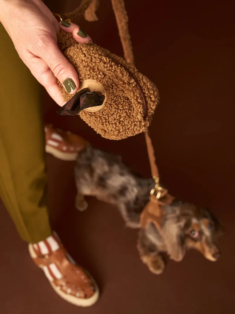 Vertbaudet 4-teiliges Gassi-Set für Hunde mit Hundegeschirr, Schokolade, – Produktbild 7 von 7