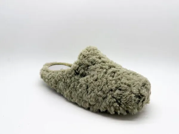 thies Hausschuh "thies ® Rec Fluffy Slipper" aus rec. PES, Emerald (grün), – Produktbild 3 von 4