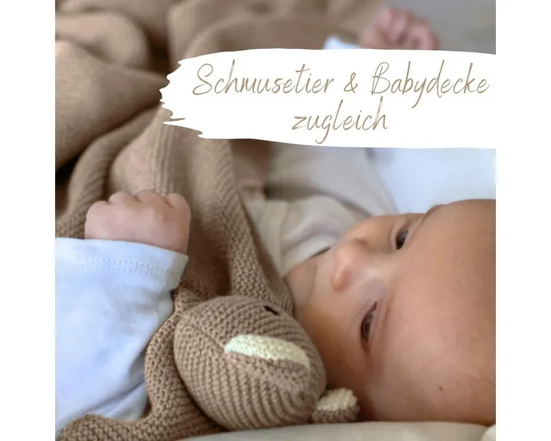 Babydecke DIKOS® Babydecke SCHMUSE-Bär Baby Geschenk Mädchen Junge Geschenkset, DIKOS, Geschenk zur Geburt, PREMIUM Qualität, 100 % BIO Baumwolle, Cappuccino, – Produktbild 5 von 5