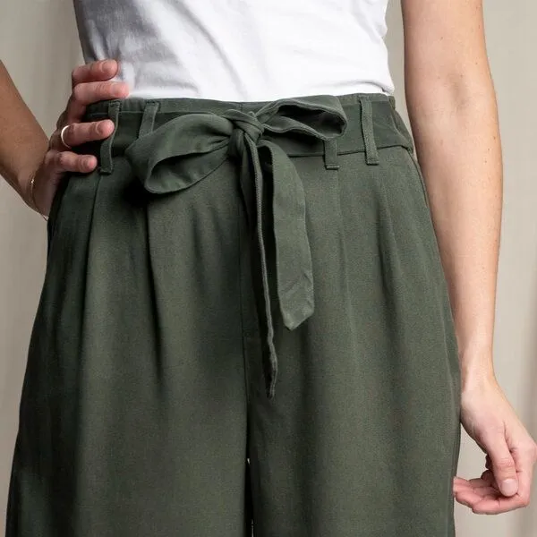 Vresh Clothing Vresh Clothing Vabiola - Culotte aus TENCEL (TM) Lyocell, Waldgrün, – Produktbild 2 von 6