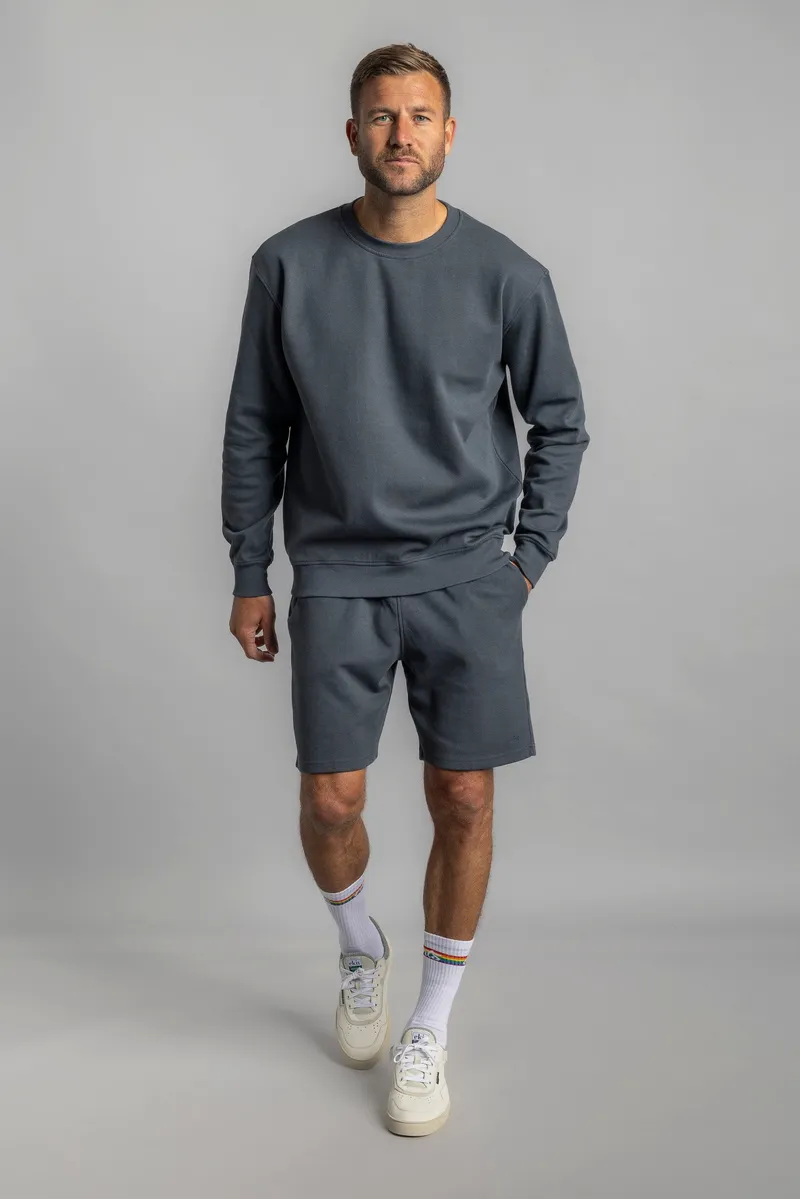 DIRTS DIRTS Herren vegan Sweatshirt Classic Crewneck Leftover Charcoal, Dunkelgrau, – Produktbild 1 von 2