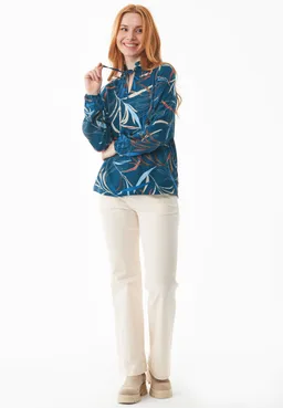 ORGANICATION ORGANICATION Damen vegan Bluse Winter Leaves Blau – Produktbild 1 von 1