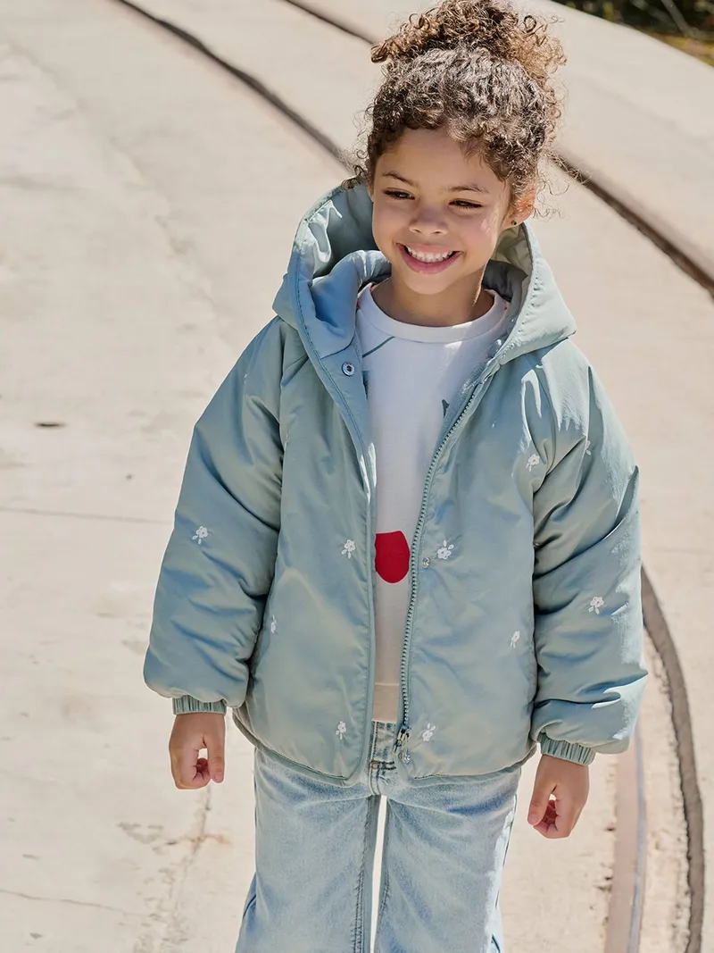 Vertbaudet Steppjacke mit Stickerei Mädchen, Graugrün, – Produktbild 2 von 4