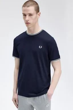 Fred Perry Fred Perry M1588 Twin Tipped T Shirt Navy - Größe M – Produktbild 1 von 1