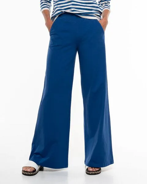 Alma & Lovis Alma & Lovis Lässige Marlenehose aus Organic Cotton | Jersey Marlene, Azur (blau), – Produktbild 1 von 4