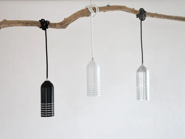werkvoll by Lena Peter werkvoll by Lena Peter Recycling Feuerlöscher Schlitzlampe FIRELIGHT, Schwarz, – Produktbild 3 von 4