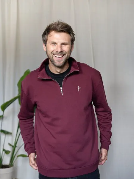 FUXBAU FUXBAU Männer fux Half Zip Sweater, Bordeaux, – Produktbild 4 von 4