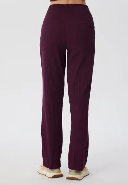Leela Cotton Leela Cotton Damen Ripp-Hose aus 100% Bio-Baumwolle, Aubergine, – Produktbild 3 von 4