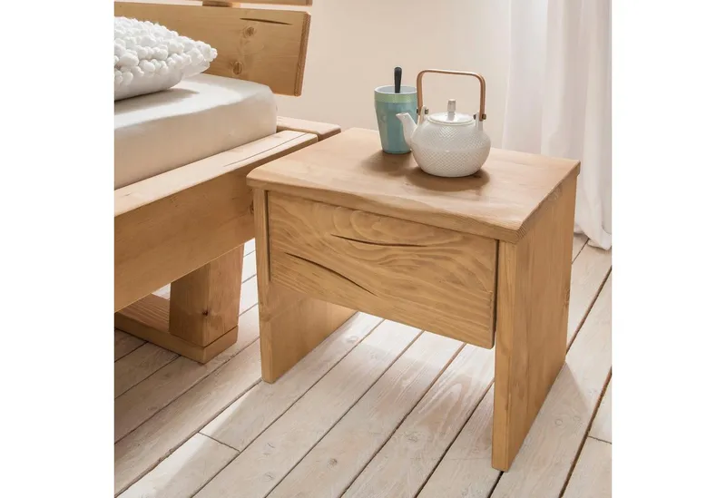 OTTO home Nachtkonsole Ultima Balkenbett Doppelbett, Füße mit Kufenform, Massivholz, Skandinavisches Design, Robust, stabil, FSC zertifiziert, Beige, – Produktbild 7 von 8