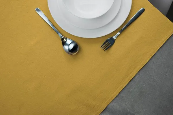 jilda-tex jilda-tex Tischläufer Renforce 100% Bio-Baumwolle Uni 50x160cm, Senfgelb, – Produktbild 3 von 4