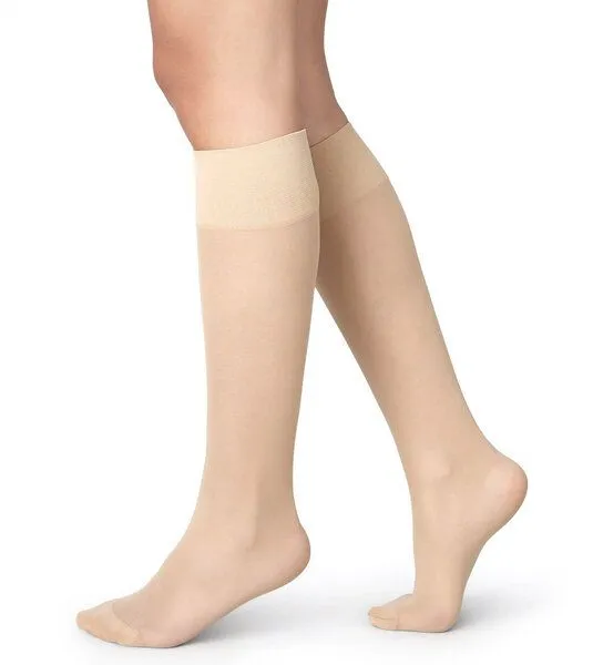 Swedish Stockings Swedish Stockings Kniestrümpfe Bea 30 den, Sand, – Produktbild 1 von 2
