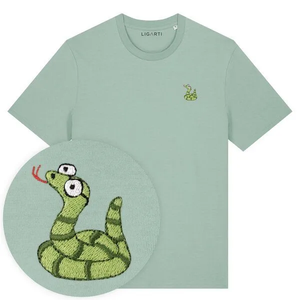 LIGARTI Besticktes T-Shirt – Schorsch die Schlange – LIGARTI Tiermanufaktur, Mintgrun, – Produktbild 1 von 3