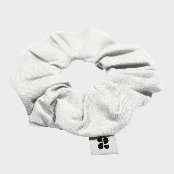 New Orchard New Orchard Upcycled Vegan Scrunchie, Weiß, – Produktbild 2 von 2
