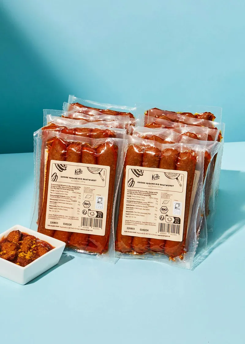 KoRo Grobe vegane Bio Bratwurst 12 x 230 g – Produktbild 1 von 5
