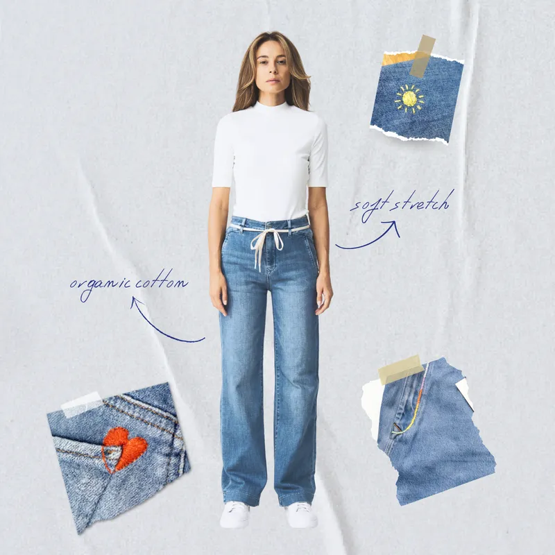 DAWN DEW Flared Soft Denim - French Pocket - Medium Blue - Art on Broken Pieces - Medium Blue / 30 / 30 – Produktbild 1 von 1