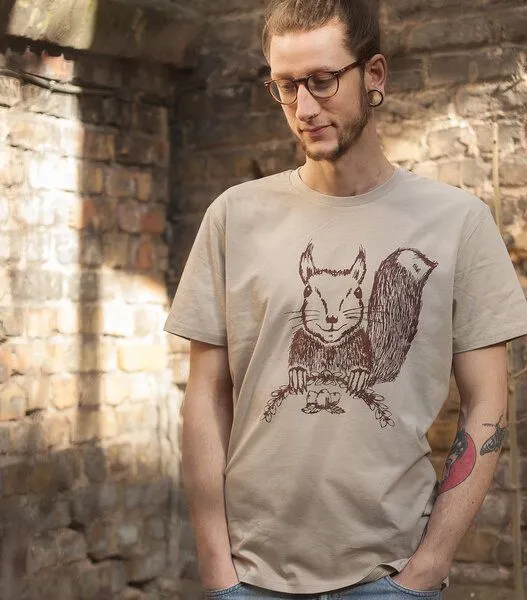 päfjes päfjes Ella Eichhorn / Squirrel - Fair Wear Männer T-Shirt - Sandbrown – Produktbild 1 von 3