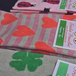 Fräulein Prusselise Fräulein Prusselise 3er spezial Socken Pack Mama ist die Beste, Glück, Käfer, Herzen, bunt – Produktbild 1 von 1