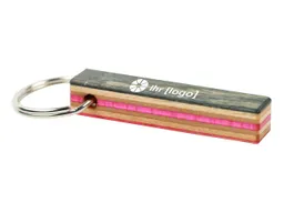 Schlüsselanhänger aus recycelten Skateboards 50 x 10 mm – Produktbild 1 von 1