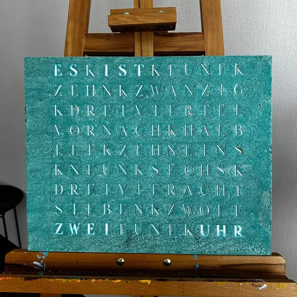 build-yours build-yours WordClock Jupiter Grünspan - LED Wanduhr - Designer Wortuhr Industrial – Produktbild 3 von 4