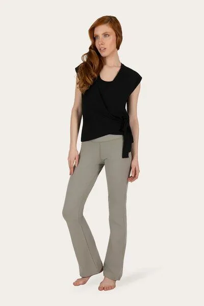 Urban Goddess Urban Goddess Aurora Yoga & Pilates Wickel-Top, Onyx black (schwarz), – Produktbild 4 von 4
