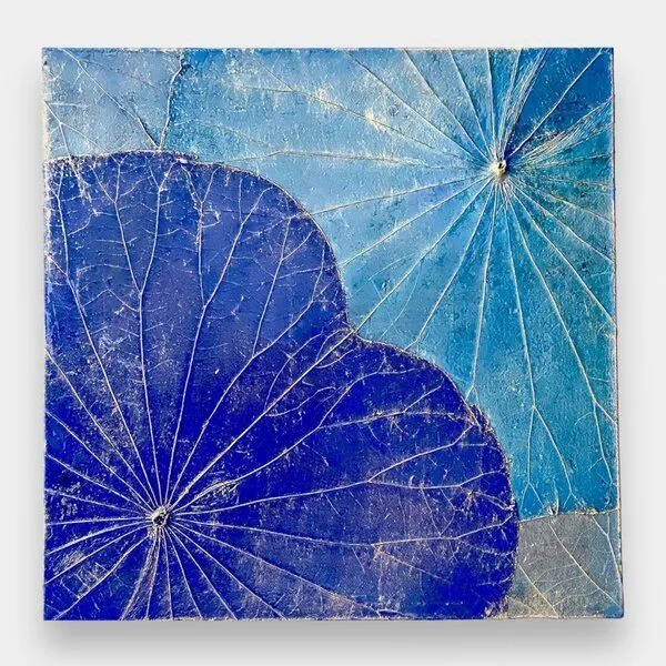 Der Lindwurm Der Lindwurm Lotuswandbild ca. 30x 30cm, Blau, – Produktbild 1 von 2