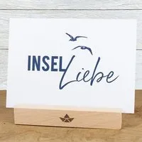Bow & Hummingbird Bow & Hummingbird Maritime Postkarte "Inselliebe" aus Recyclingpapier – Produktbild 1 von 1