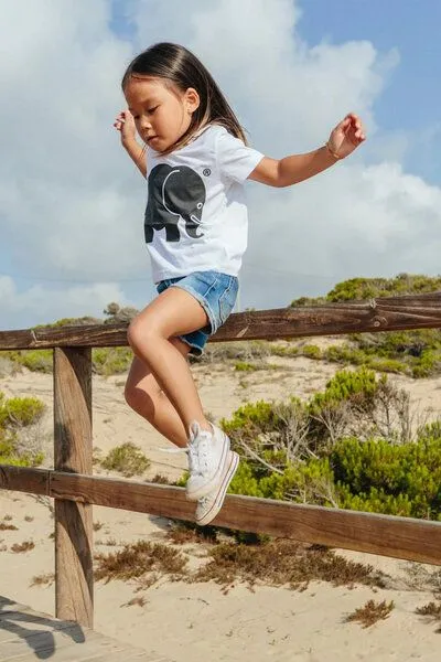 Trendsplant Trendsplant Kid's Organic Classic T-Shirt White, Weiß, – Produktbild 4 von 4