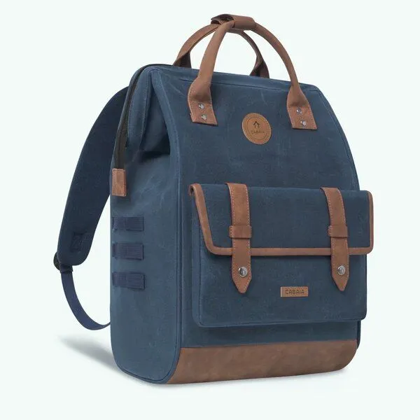 Cabaïa Cabaïa Rucksack Adventurer Medium aus veganem Leder - 23 Liter, Blau, – Produktbild 4 von 4