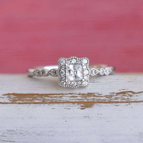 Eppi Eppi Vintage-Ring mit glänzenden Diamanten Venera, Gelb, – Produktbild 1 von 4