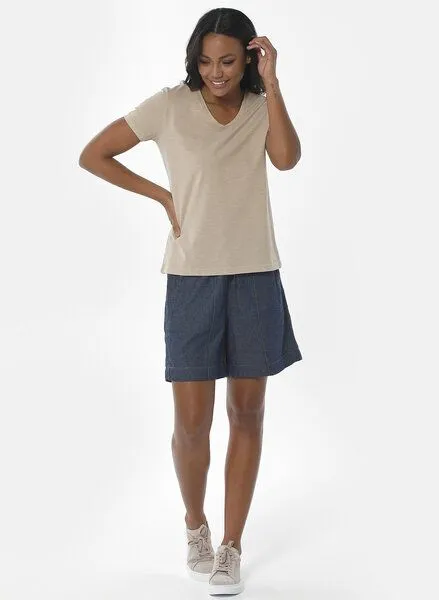 ORGANICATION ORGANICATION Naturel Dyed T-Shirt aus Bio-Baumwolle, Walnut husk, – Produktbild 2 von 4