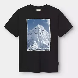 Dedicated DEDICATED T-Shirt Stockholm "Happy Mountain" - aus Bio-Baumwolle – Produktbild 1 von 1