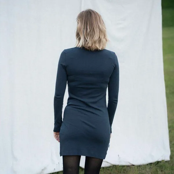 Vresh Clothing Vresh Clothing Vlora - Langarmkleid aus Biobaumwolle, Blueberry, – Produktbild 2 von 3