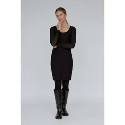 Basic Apparel Basic Apparel Kleid SUVI mit feinem Lochmuster – Produktbild 1 von 1