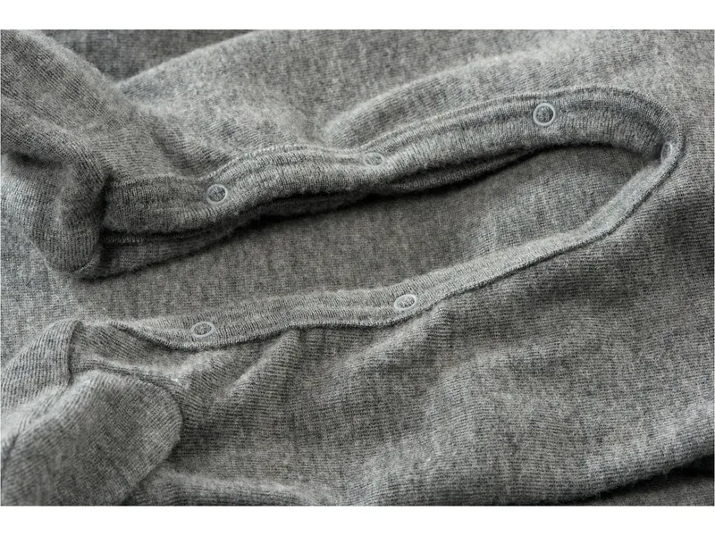 Lilano Lilano Baby Strampler mit Fuß Wolle Seide melange-grau Gr.62, Grau, – Produktbild 2 von 2