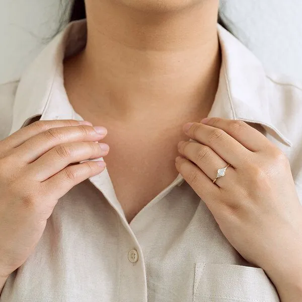 Eppi Eppi Verlobungsring mit Moissaniten und Lab Grown Diamanten Sheldo, Rosa, – Produktbild 4 von 4