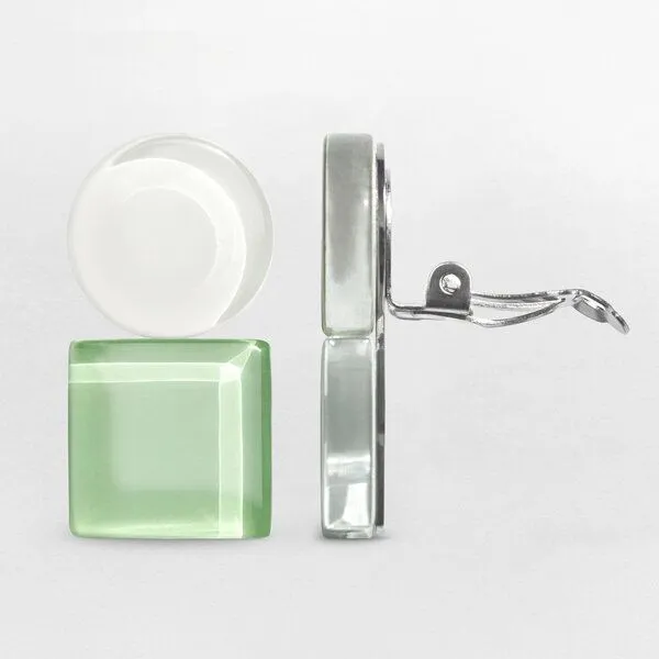 ALEXASCHA ALEXASCHA Geometrische Clip Ohrringe aus Glas | Bauhaus Design | 16 Farbkombinationen, Weiß & grün, – Produktbild 4 von 4
