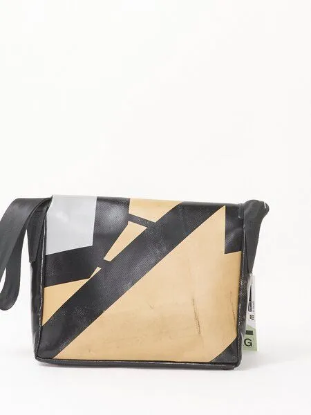 Freitag Freitag F11 LASSIE - black gold (000004048882) – Produktbild 3 von 3