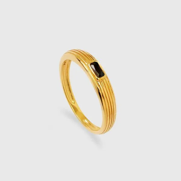 fejn jewelry fejn jewelry Ring 'black riffle' - geriffelt mit schwarzem Zirkonia, Gold, – Produktbild 1 von 3