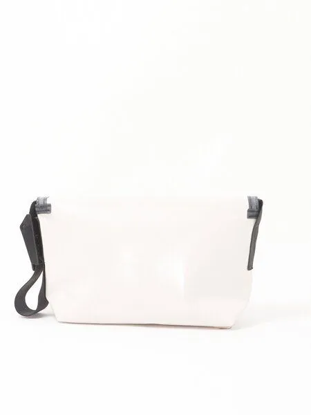 Freitag Freitag F41 Hawaii Five-O - light beige glossy (000004289568) – Produktbild 3 von 3