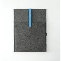 matilda k manufaktur matilda k. manufaktur Minimalistische Laptophülle aus Wollfilz 'max' mit Einsteckfach | für MacBook |Air| Pro 13|14|15|16 Zoll, Dunkelgrau-türkis, – Produktbild 1 von 1