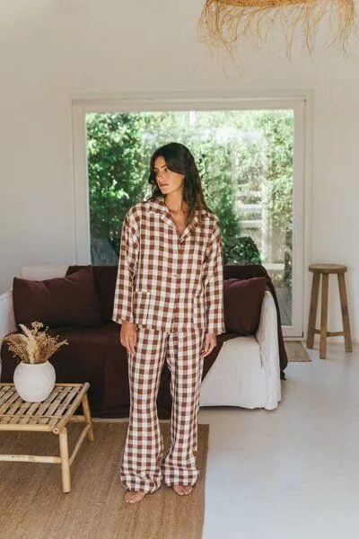 AmourLinen AmourLinen Langarm-Pyjama-Set Snooze, Mokka gingham, – Produktbild 4 von 4