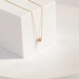 Eppi Eppi Goldene Kette mit einer Kugel Ina – Produktbild 1 von 1