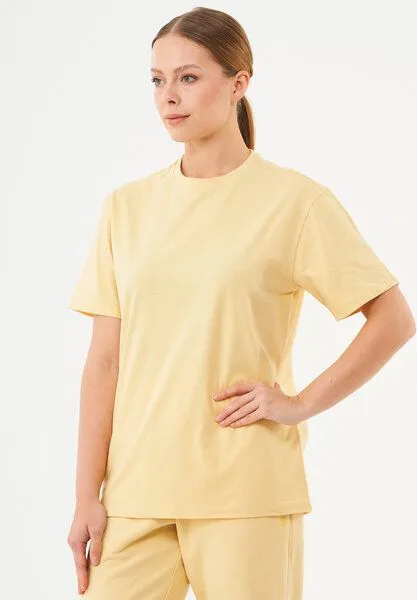 ORGANICATION ORGANICATION ESSENTIALS-TILLO-Unisex Basic T-Shirt aus Bio-Baumwolle, Soft yellow, – Produktbild 3 von 4