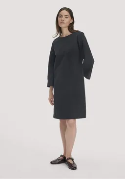 hessnatur hessnatur Jersey Kleid Mini Regular aus Bio-Baumwolle – Produktbild 1 von 1