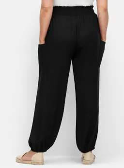 sheego Schlupfhose schwarz – Produktbild 1 von 1